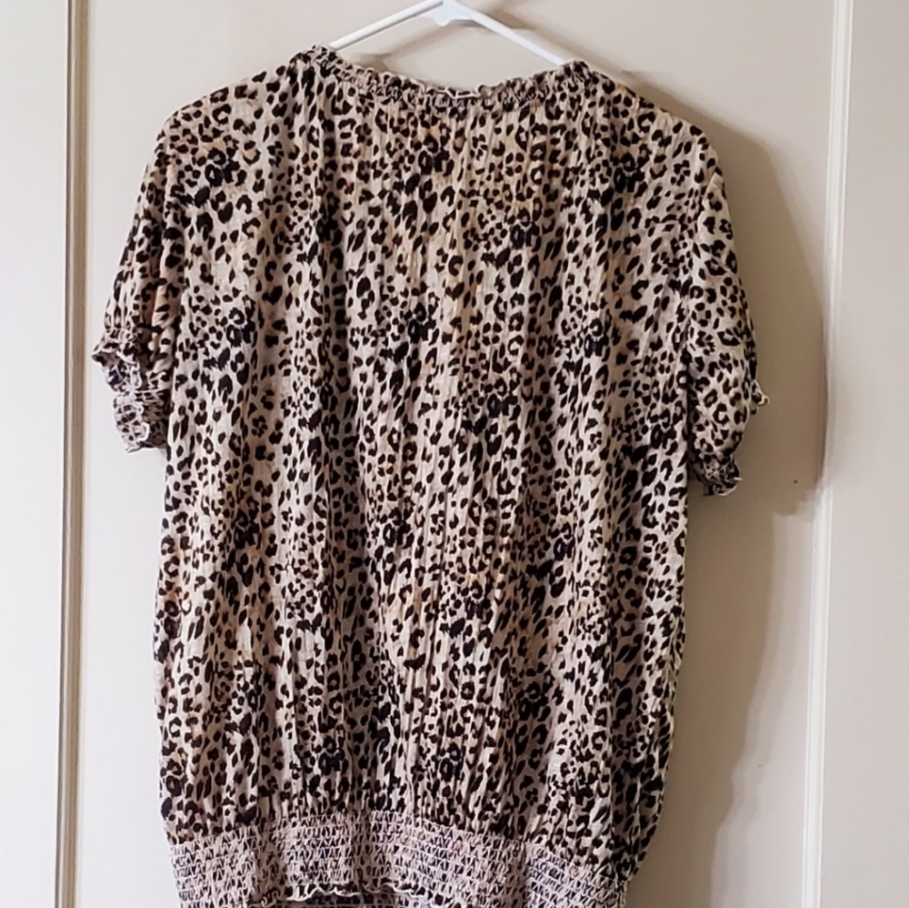 Leopard Print Top - Picture 7 of 10
